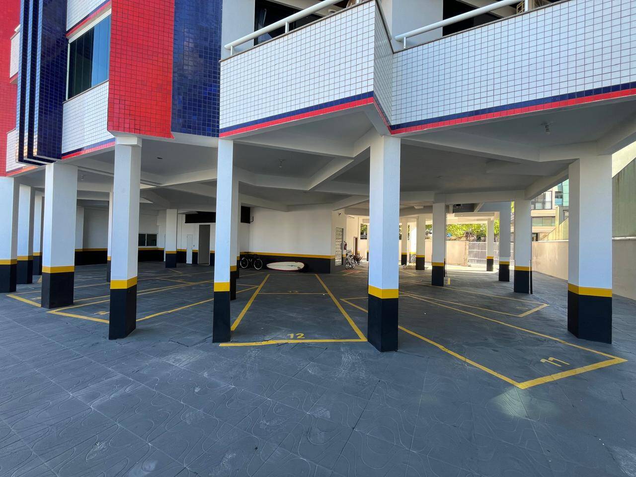 Cobertura à venda com 4 quartos, 240m² - Foto 6