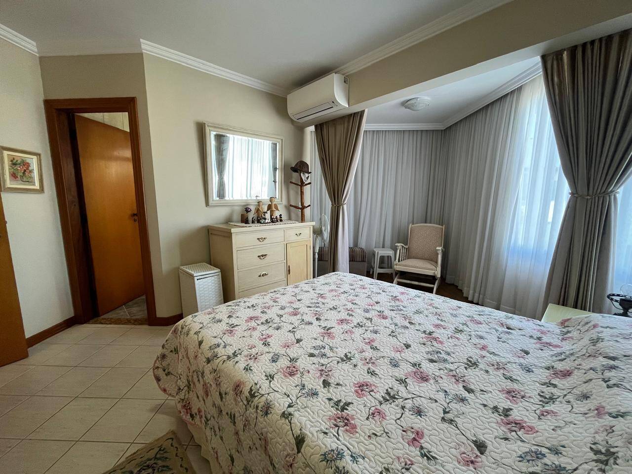 Cobertura à venda com 4 quartos, 240m² - Foto 24